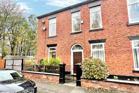 4 bedroom semi-detached house for sale - Shaw Street, Royton, Oldham, Greater Manchester, OL2