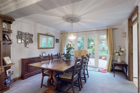 7 Curlew Crescent, Basildon, SS16 5HR