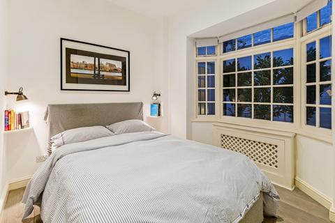 2 bedroom apartment for sale - Ennismore Gardens, London, SW7