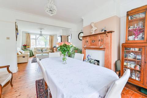 12 East Court, Wembley, HA0 3QJ