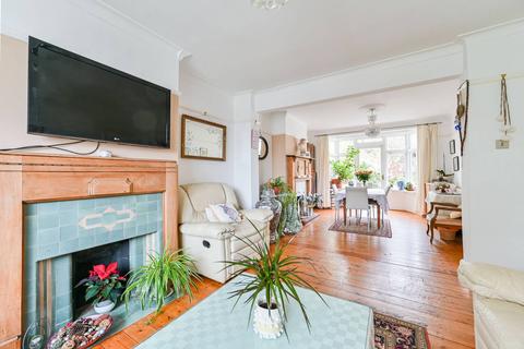 12 East Court, Wembley, HA0 3QJ