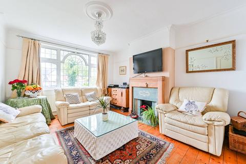 12 East Court, Wembley, HA0 3QJ