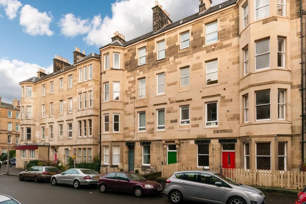 Ogilvie Terrace, Slateford... 1 bed flat £1,100 pcm (£254 pw)