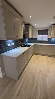 3 bedroom detached house to rent, 30 Sea Clover Lane , Wyke Regis