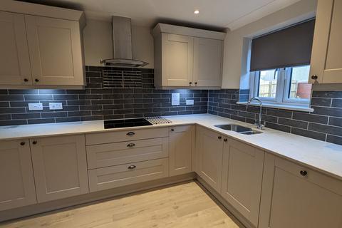 3 bedroom detached house to rent, 30 Sea Clover Lane , Wyke Regis