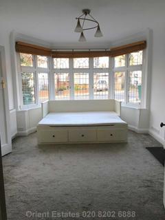 5 bedroom detached house for sale - Edgeworth Avenue, London