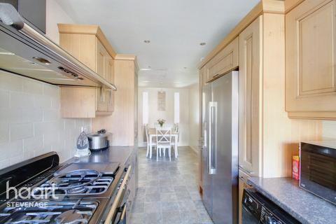 39 Cherry Tree Rise, Walkern, Stevenage, SG2 7JL