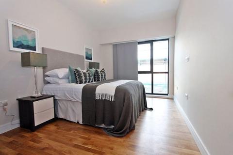 1 bedroom apartment for sale - Crownage Court, Sunbury-On-Thames, Surrey