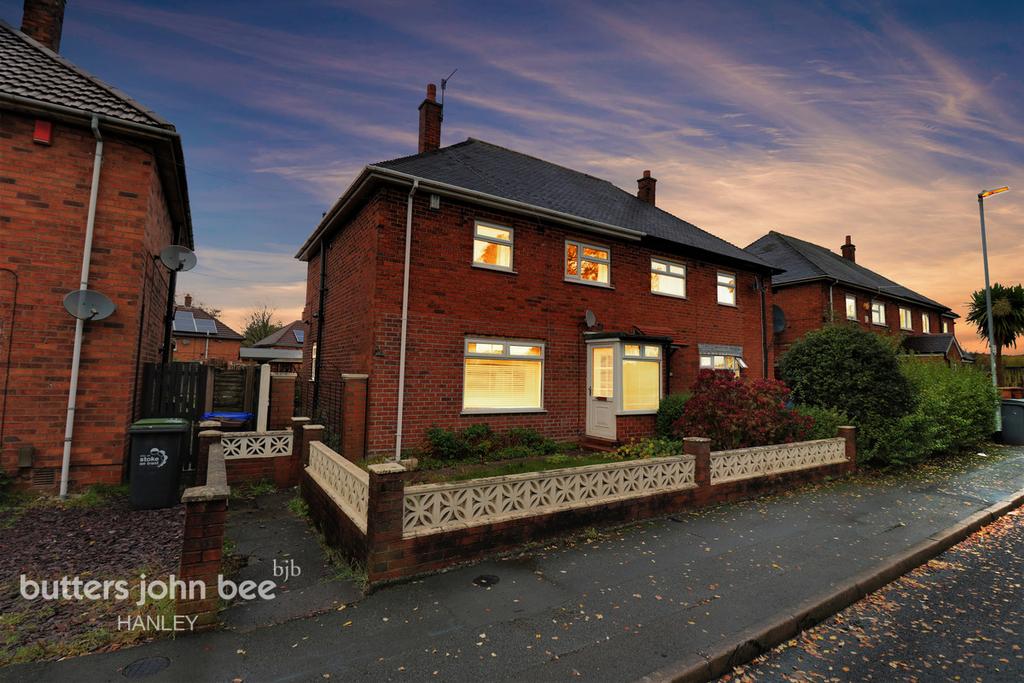 Tyrell Grove, Sneyd Green, ST1 6LD 3 bed semidetached house for sale