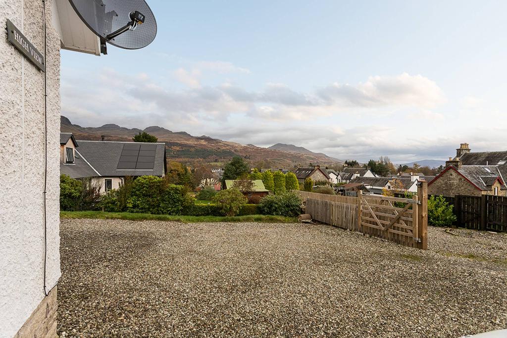 MFL9218773 698.jpg