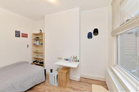 2 bedroom ground floor flat to rent - Hermitage Road, Harringey, North London, N4 1LU