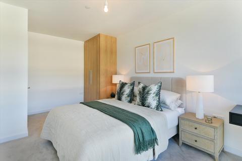 2 bedroom flat to rent, Lodge Road, St John's Wood NW8