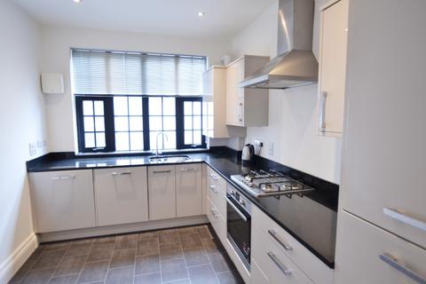3 bedroom apartment to rent, Bank Chambers, Mount Street, NG1 6HF
