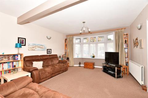 99 Kenneth Road, Romford, RM6 6LR
