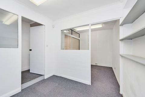 1 bedroom flat for sale, Chester Square Mews, London, SW1W