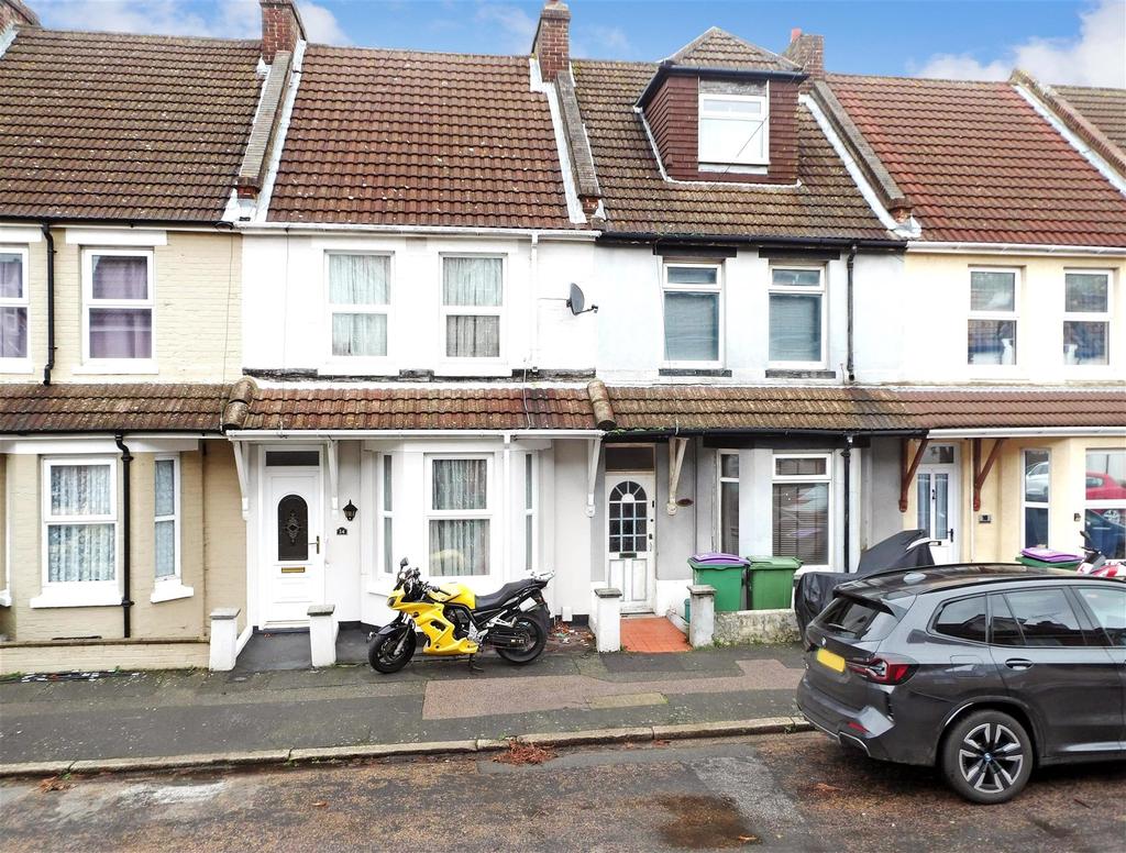 Gladstone Road, Folkestone, Kent 2 bed terraced house £220,000
