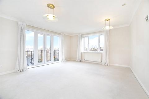 2 bedroom penthouse to rent, Quayside Court, Abbotshade Road, London, SE16