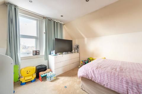 4 bedroom maisonette for sale - Estreham Road, Streatham Common, London, SW16