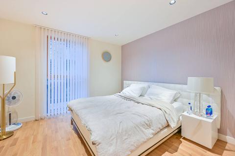 2 bedroom flat for sale - Cobblestone Square, Wapping, London, E1W