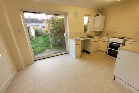 3 bedroom semi-detached house to rent - Norfolk Road, Weston-Super-Mare
