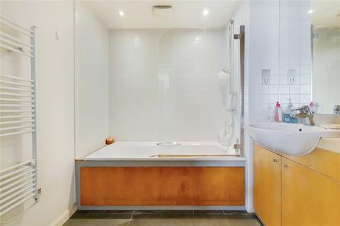 2 bedroom apartment for sale, High Holborn, Bloomsbury, London, WC1V