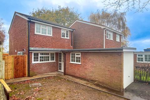 3 bedroom detached house for sale - Littlewood Road, Cheslyn Hay, WS6 7EU