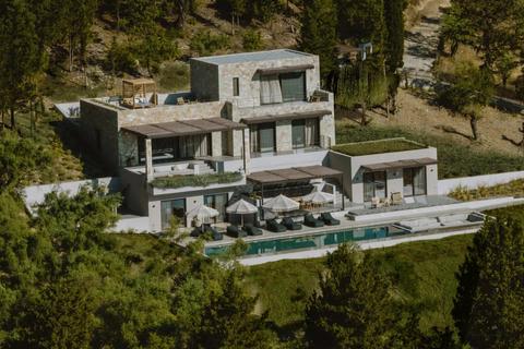 7 bedroom villa, Lefkassio, 31080, Greece