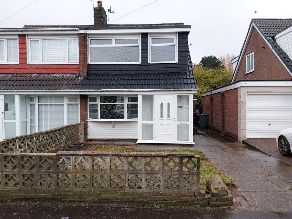 Nuttall Avenue, Whitefield, Manchester 3 bed semidetached house £