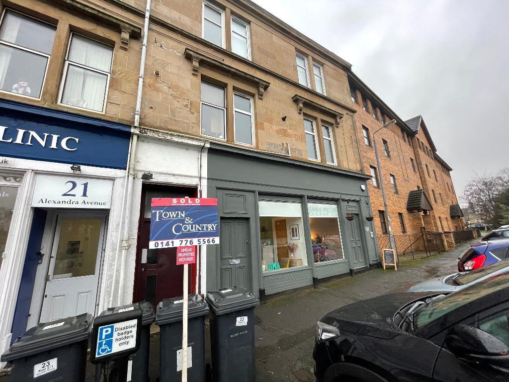 Alexandra Avenue, Lenzie, Glasgow... 1 bed flat - £80,000