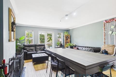 4 bedroom detached house for sale, Falmer Road, Woodingdean