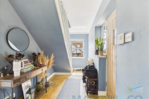 4 bedroom detached house for sale, Falmer Road, Woodingdean