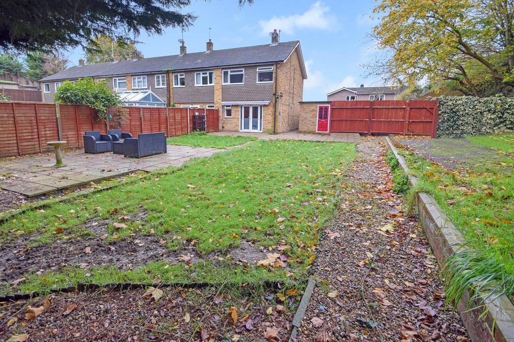 Chapman Avenue, Maidstone, ME15 3 bed end of terrace house £400,000