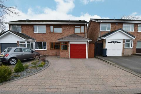 3 bedroom semi-detached house for sale - Myton Drive, Shirley, Solihull