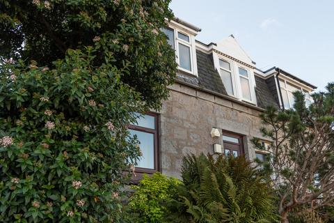 48 Gladstone Place, Woodside, Aberdeen, AB24 2RU
