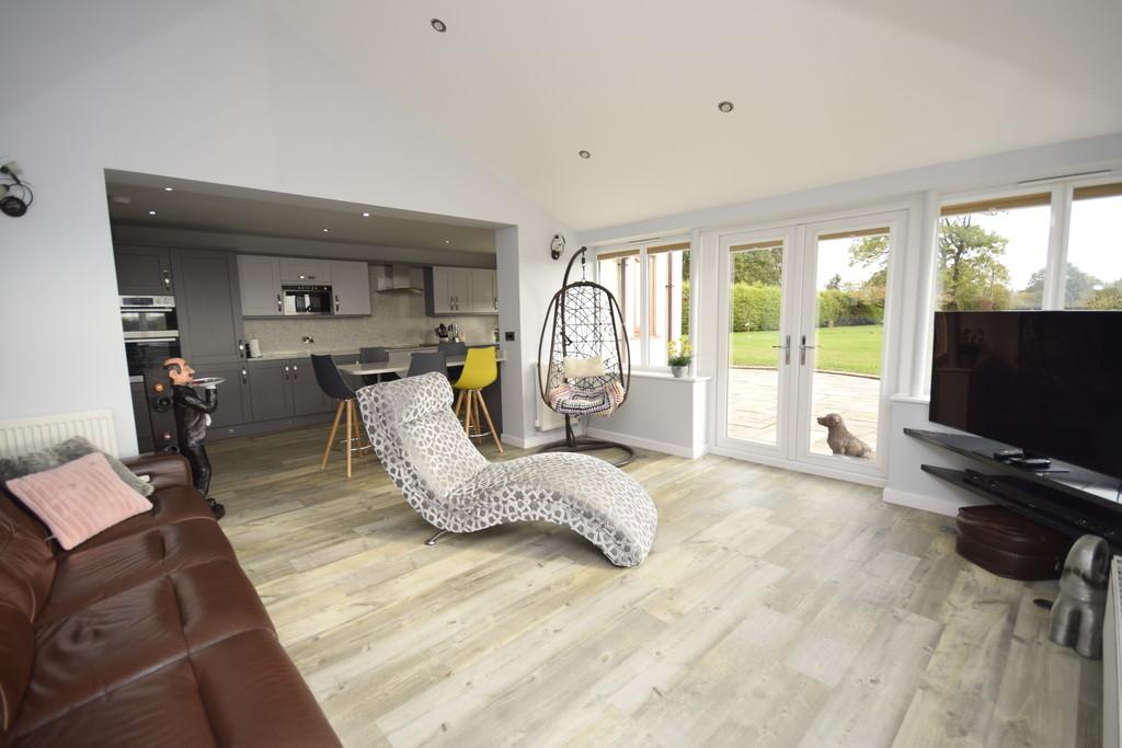 Kitchen/Family Room