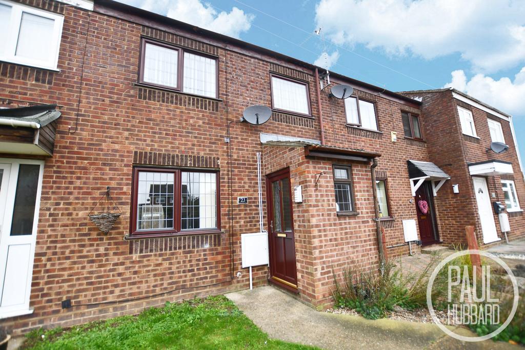 Buttercup Close, Carlton Colville, Suffolk 3 bed terraced house £200,000