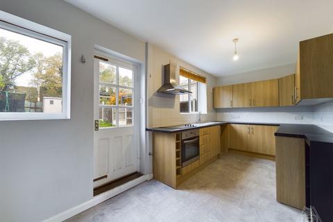 16 Cullen Square, South Ockendon, RM15 6AB