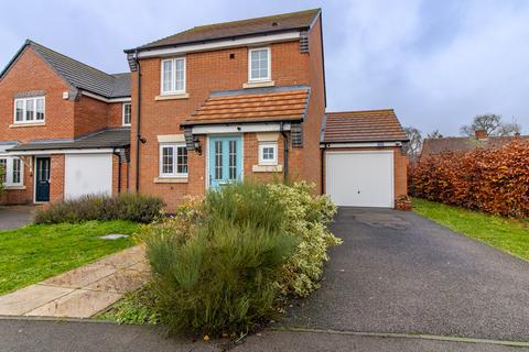 3 bedroom detached house for sale - Heatherley Grove, Wigston, LE18