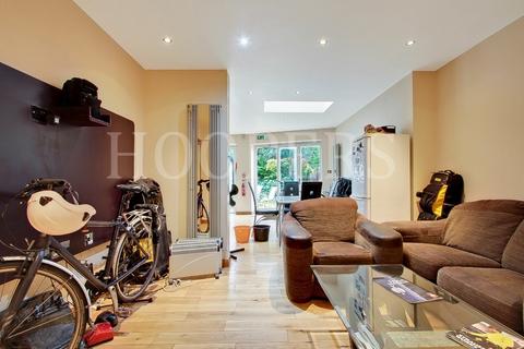 4 bedroom semi-detached house for sale, Tanfield Avenue, London, NW2