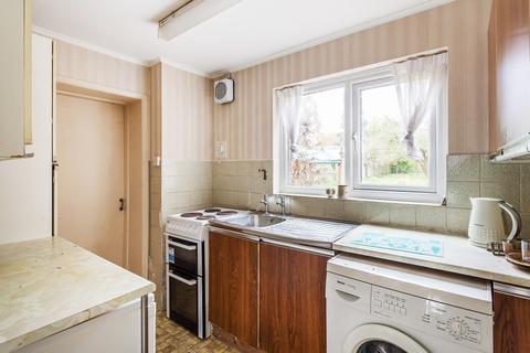 63 Chestnut Copse, Oxted, RH8 0JJ