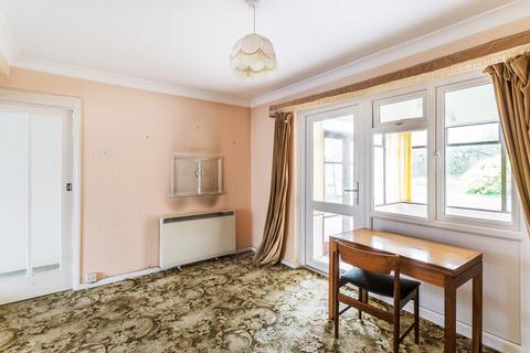 63 Chestnut Copse, Oxted, RH8 0JJ