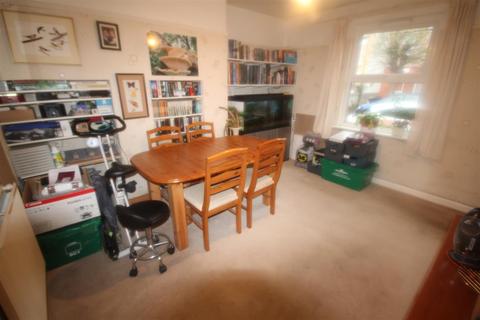 7 Beech Mount, Colwyn Bay, LL29 7UE