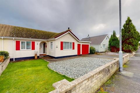 2 bedroom semi-detached bungalow for sale - Craig Y Don Estate, Benllech, Tyn-Y-Gongl