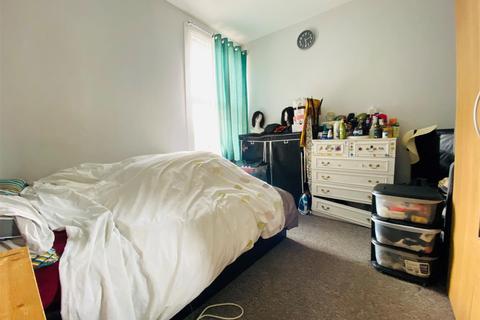 3 bedroom flat for sale - Sandfield Road, Thornton Heath