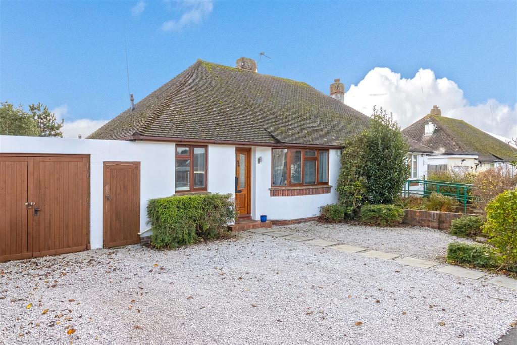 The Plantation, Worthing 2 bed semidetached bungalow £415,000