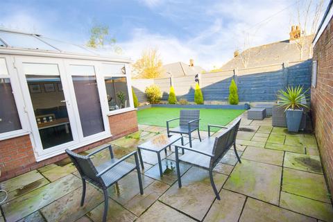 3 bedroom semi-detached house for sale - Fernview Drive, Ramsbottom, Bury