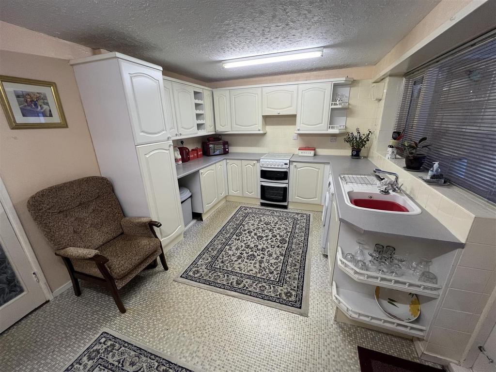 Haywood Road, Tile Cross, Birmingham 3 bed terraced house £189,950