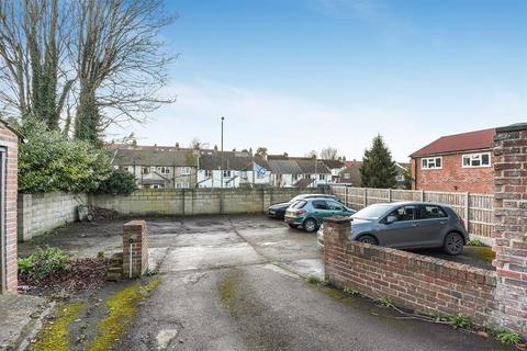 9 bedroom semi-detached house for sale - Maidstone Road, Chatham