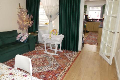2 bedroom end of terrace house for sale - Burdith Avenue, Fallowfield, M14 7HX