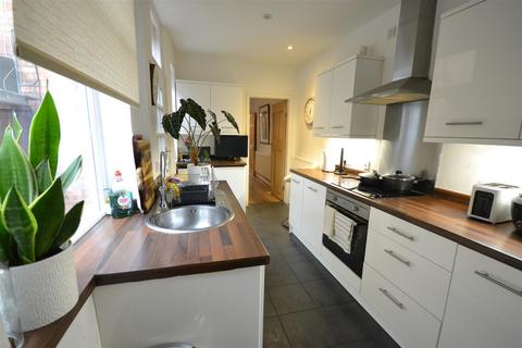 28 Chartley Road, Leicester, LE3 1AB